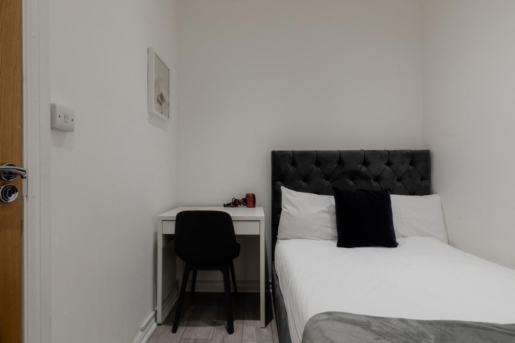 Apartment Edgware Road London