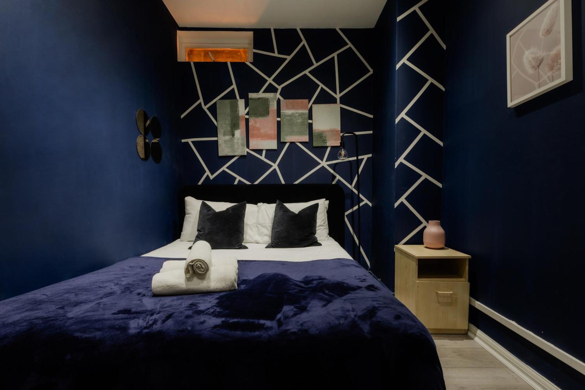 Edgware Road Apartment