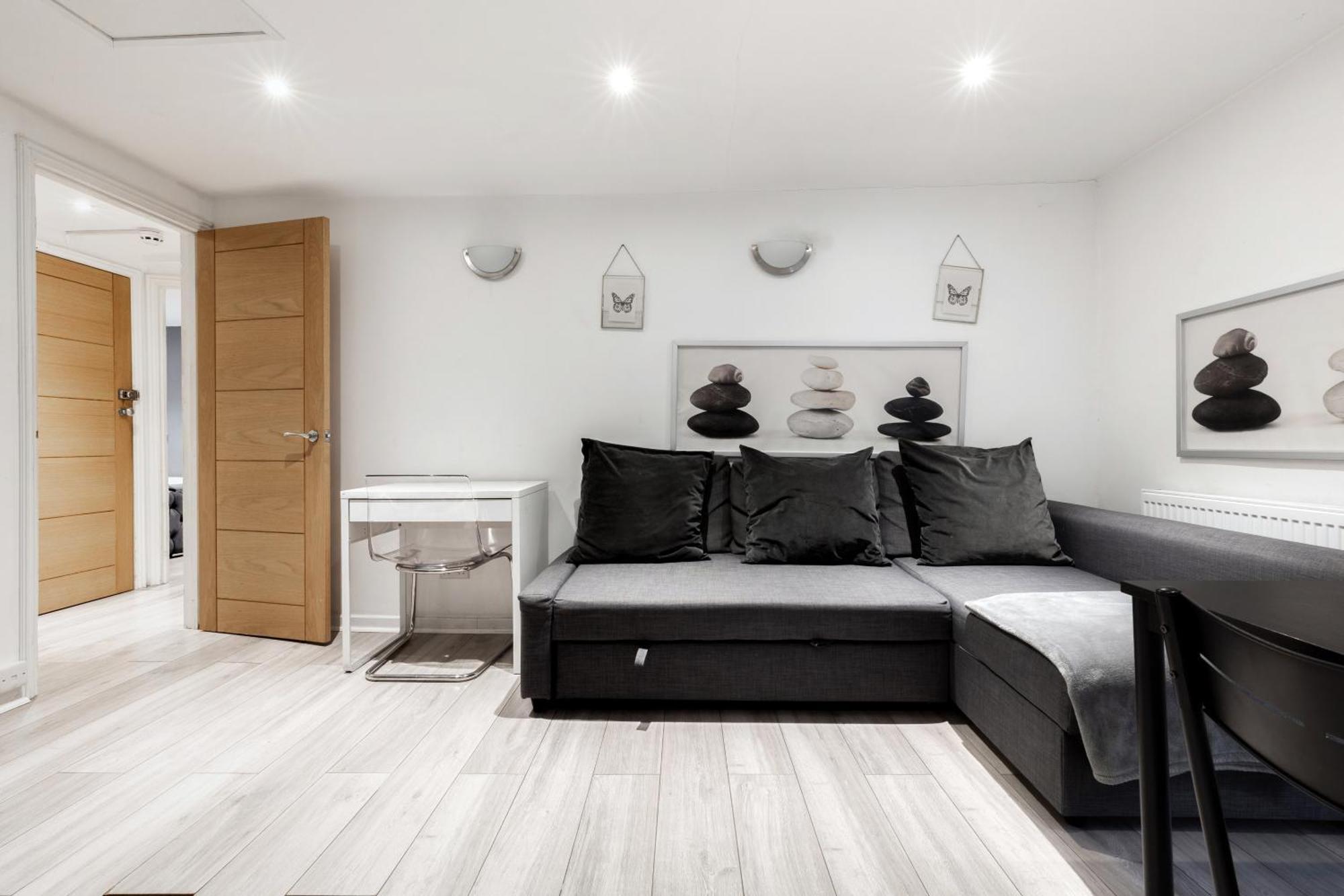 Apartment Edgware Road London